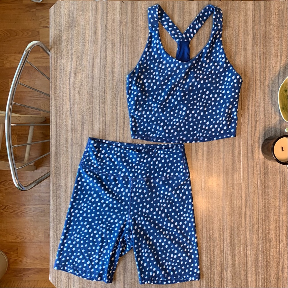 Kyodan Shorts and Cropped Tank Workout Set 🔹▫️🔹 (Size Small)